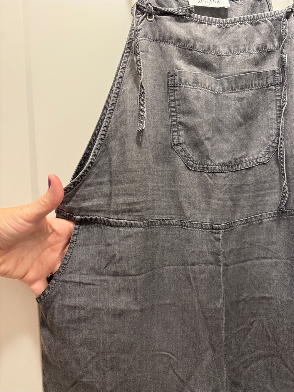 🆕 Zenana Outfitters Lightweight Charcoal Overall w Adjustable Straps. L. NWOT!🌴🌴 - Picture 3 of 6